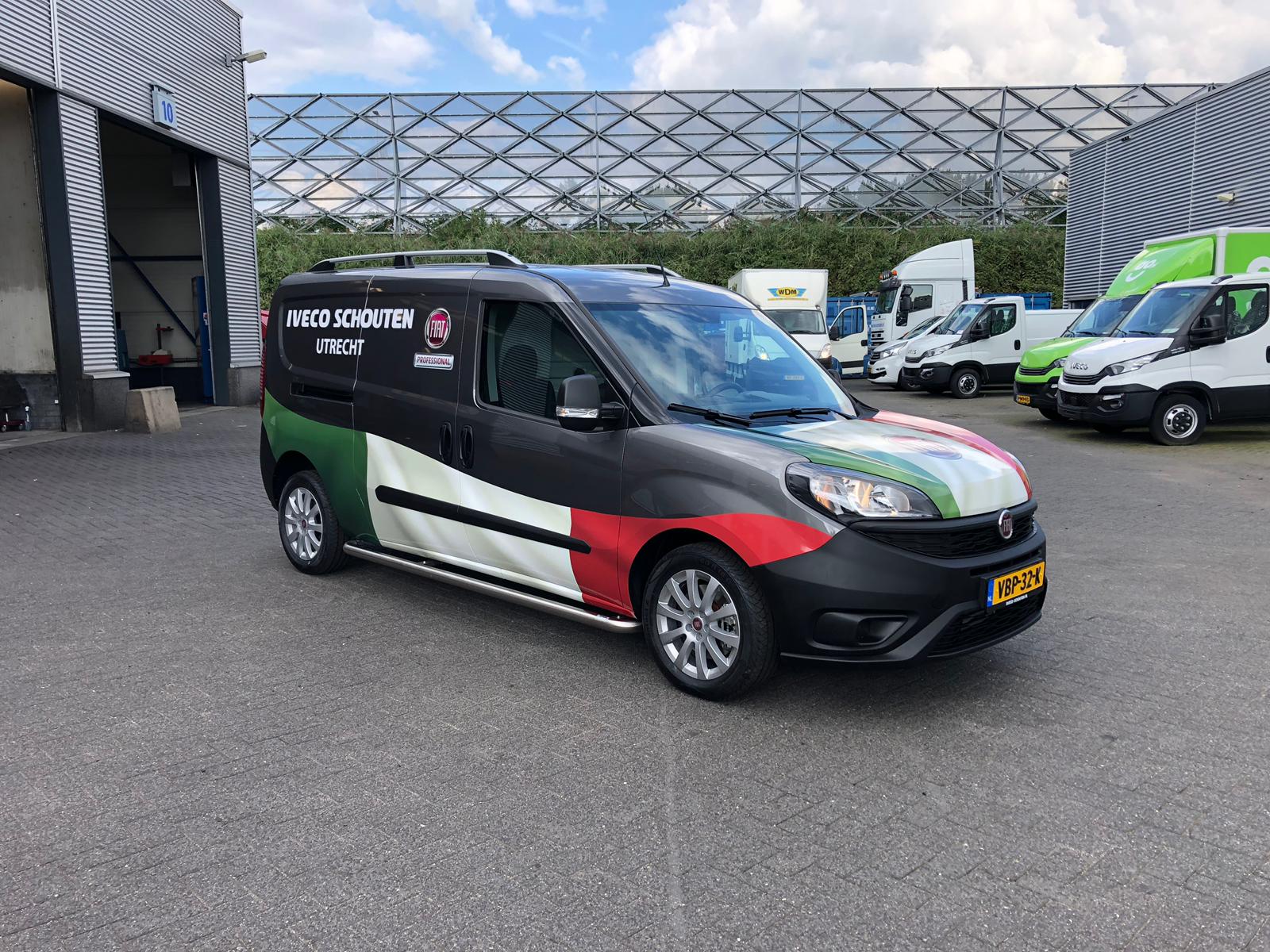 Auto belettering Iveco Schouten Utrecht