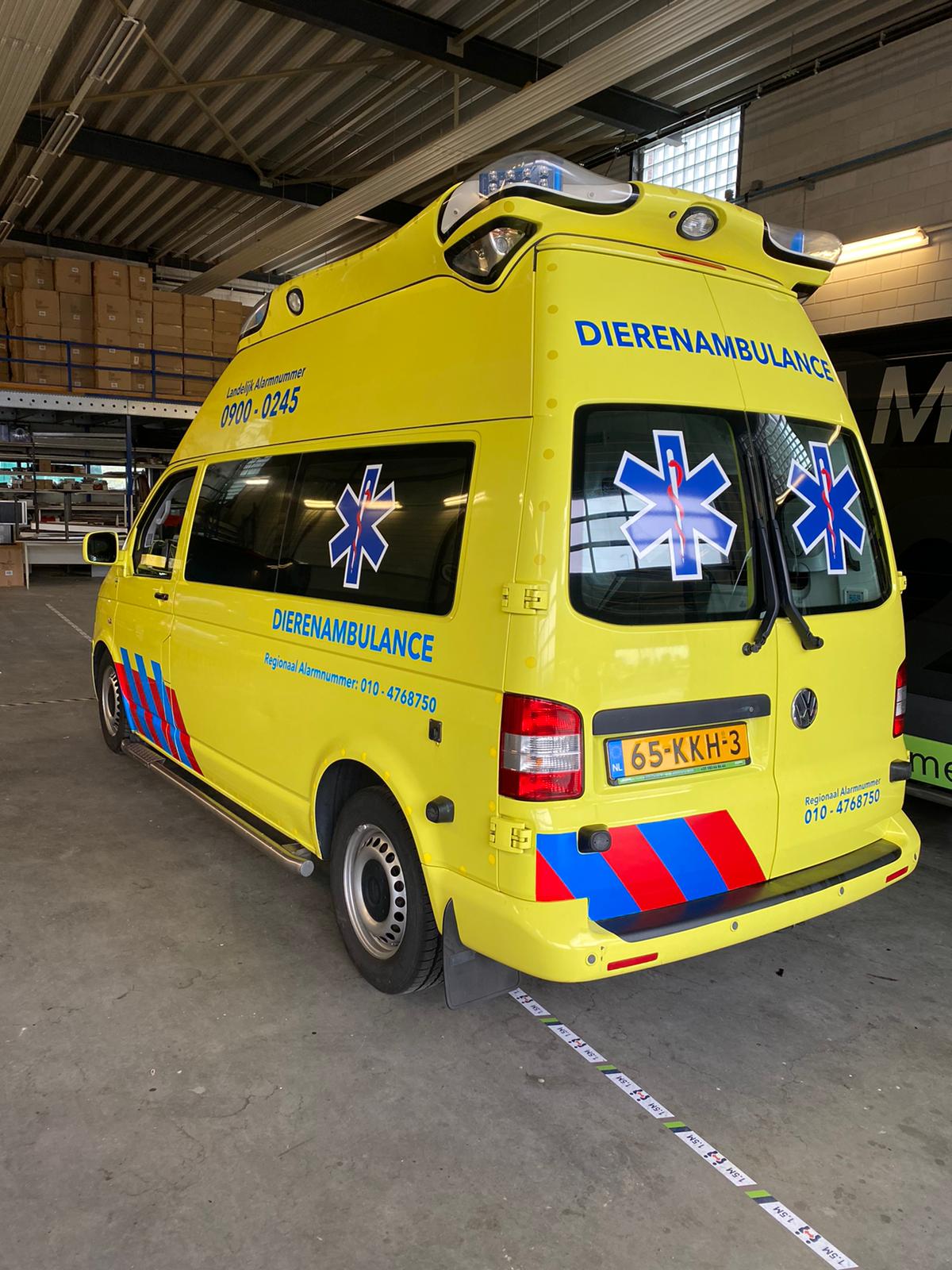 Bestickering voor de Dierenambulance