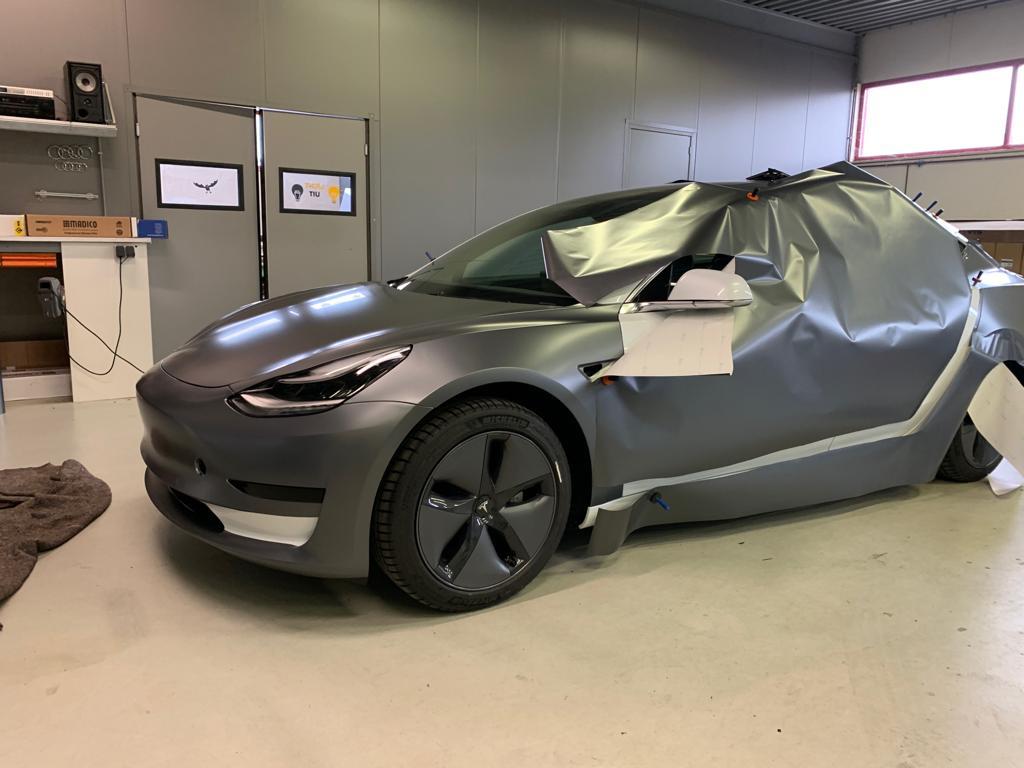 Carwrap voor een Tesla