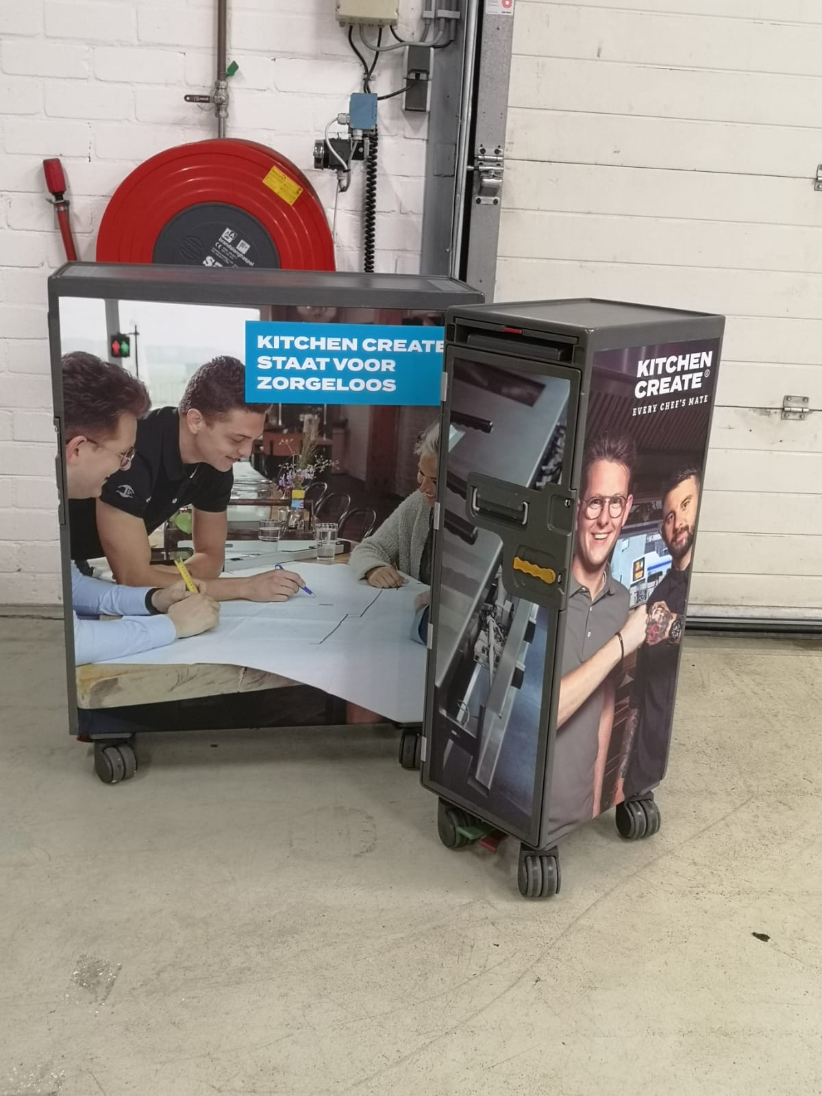 Vliegtuig trolley gewrapt